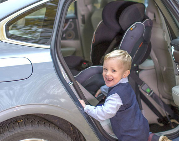 siège enfant pour la voiture